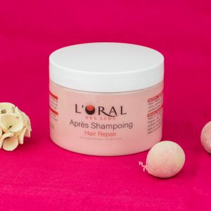 Après Shampoing riche, hydratant et démêlant à l'Hibiscus